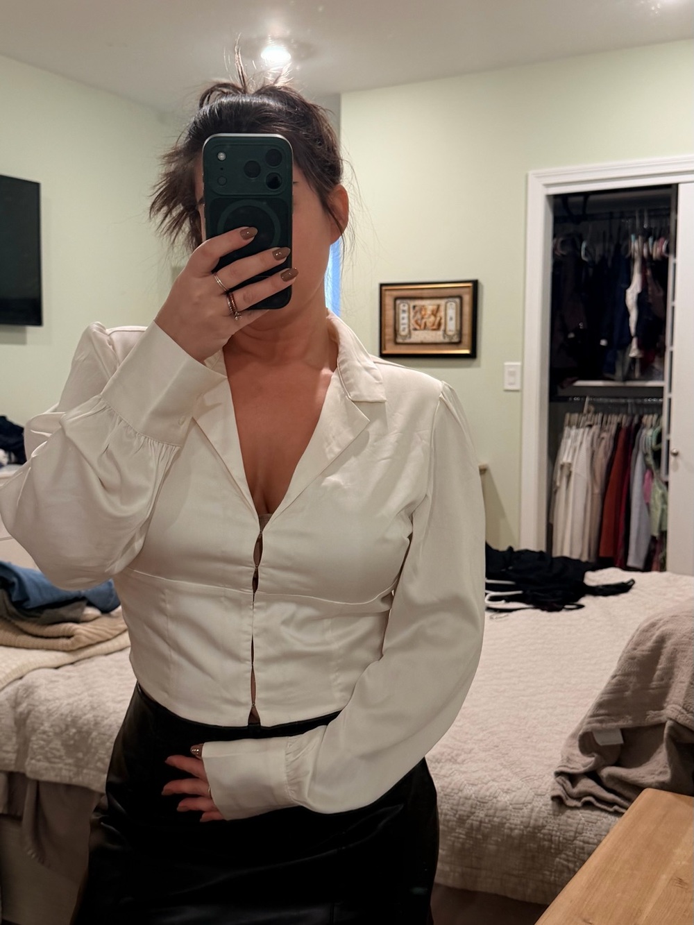 Abercrombie & Fitch Cream Cropped Button-Front Shirt